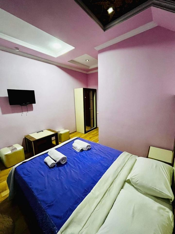 Lux Palace Hotel Kutaisi Ngoại thất bức ảnh